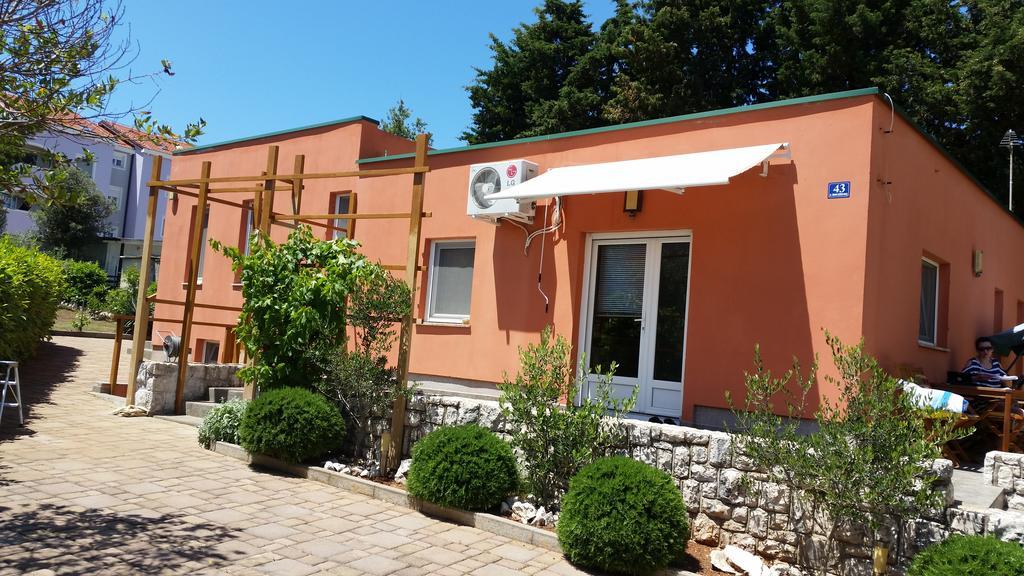 Apartment Sajkovic Ugljan Exterior foto